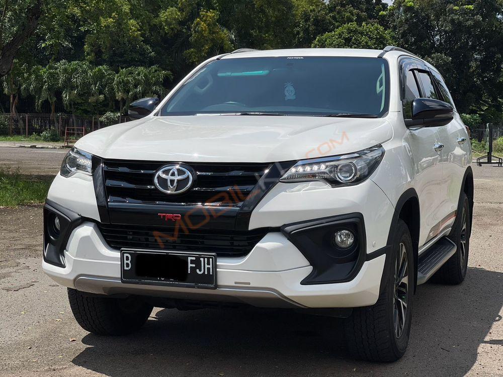Mobil Toyota Fortuner 2019
