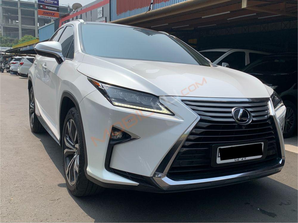 Mobil Lexus RX 2018