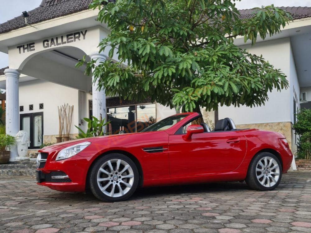 Mobil Mercedes-Benz SLK 2012