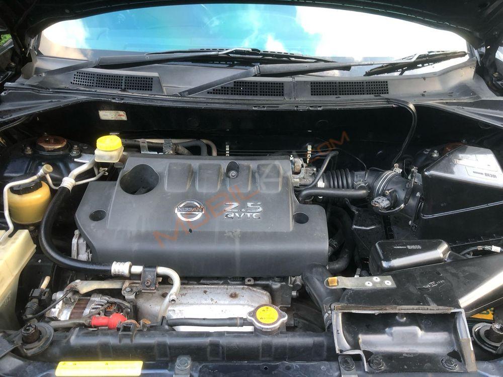 Mobil Nissan X-Trail 2006