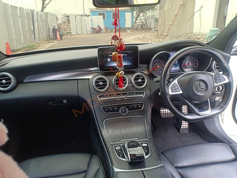 Mobil Mercedes-Benz C-Class 2014