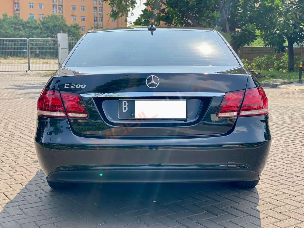 Mobil Mercedes-Benz E-Class 2016