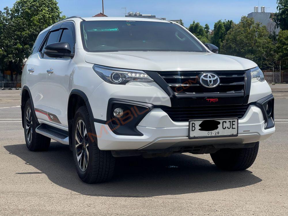 Mobil Toyota Fortuner 2018