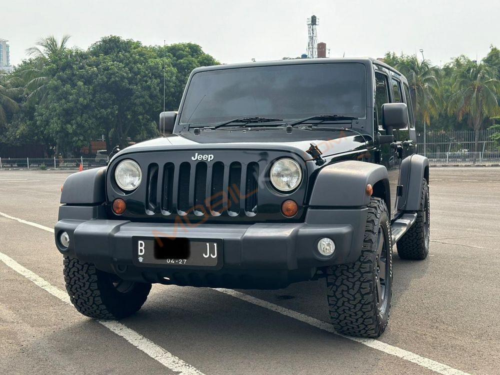 Mobil Jeep Wrangler 2011