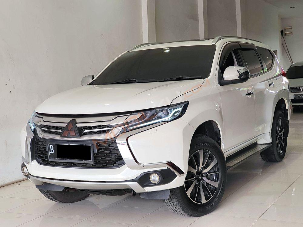 Mobil Mitsubishi Pajero Sport 2016