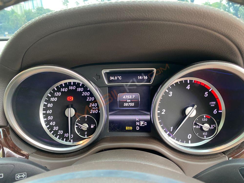 Mobil Mercedes-Benz GL 2013