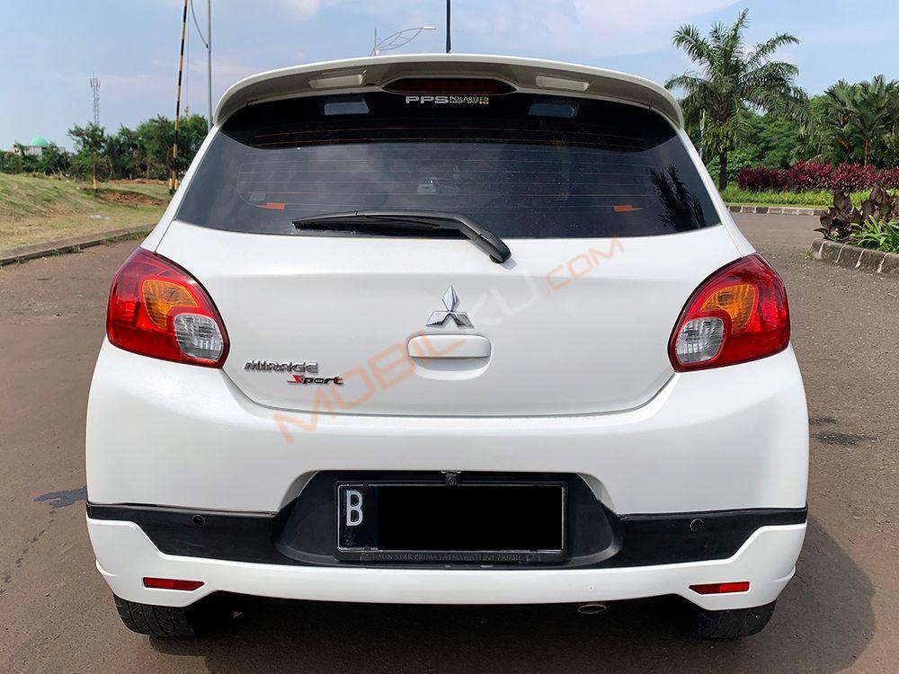 Mobil Mitsubishi Mirage 2016