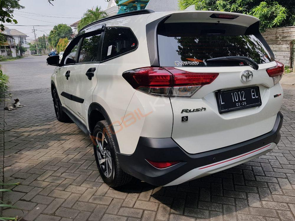 Mobil Toyota Rush 2021