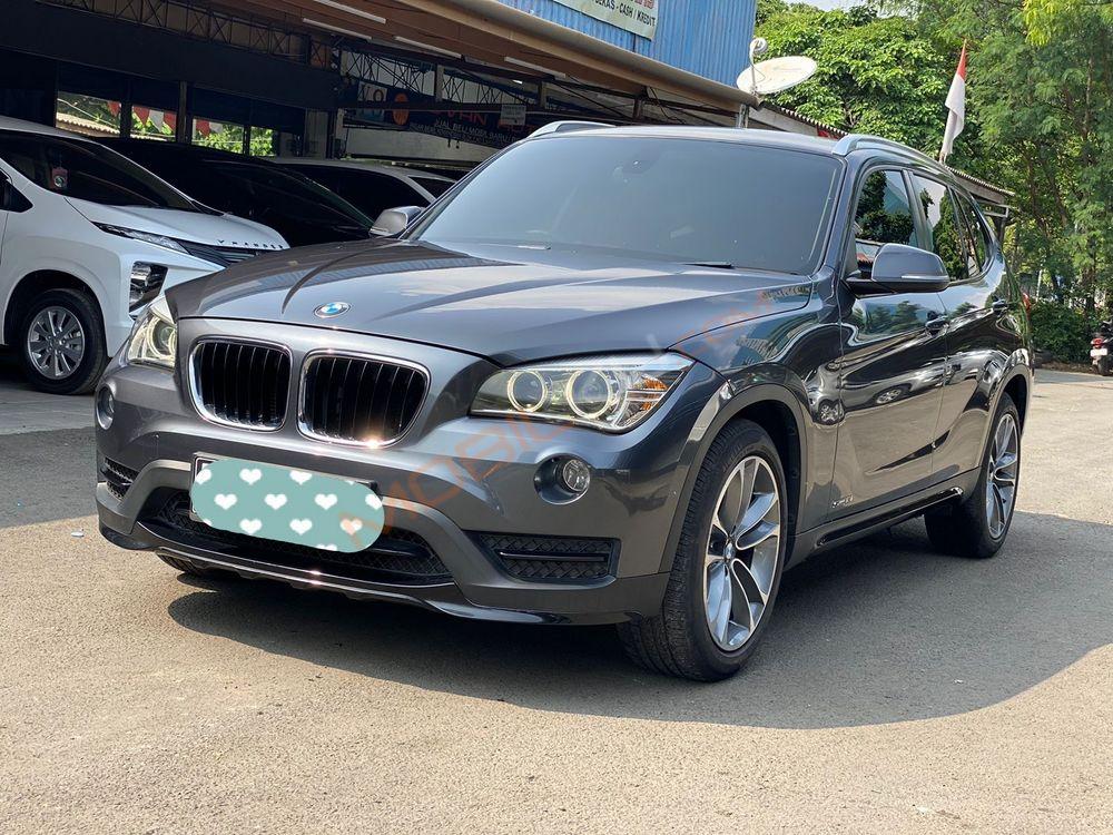 Mobil BMW X1 2015