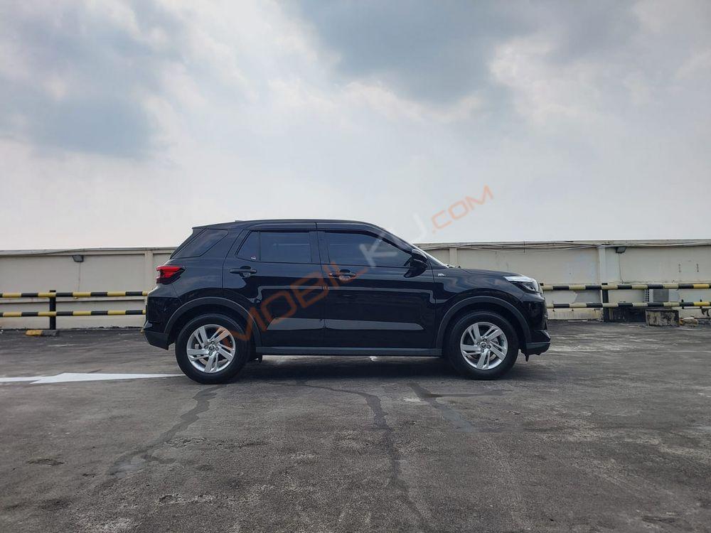 Mobil Toyota Raize 2022