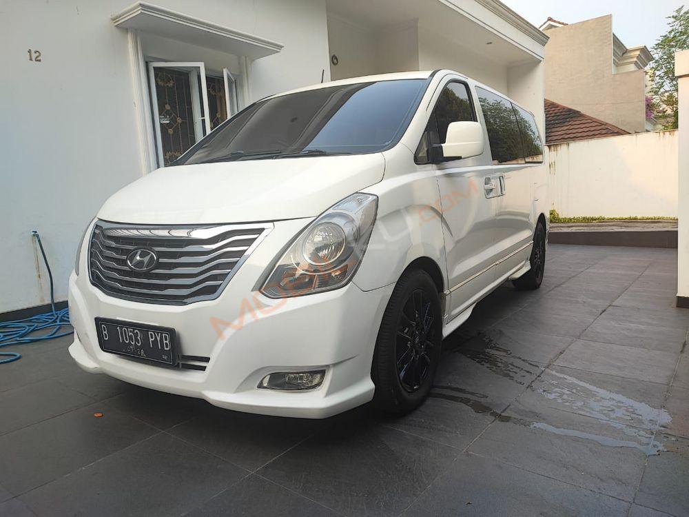Mobil Hyundai H-1 2016