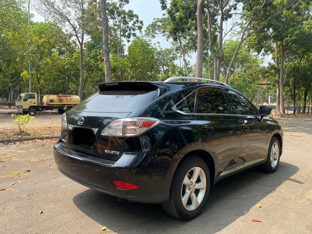 Mobil Lexus RX 2011