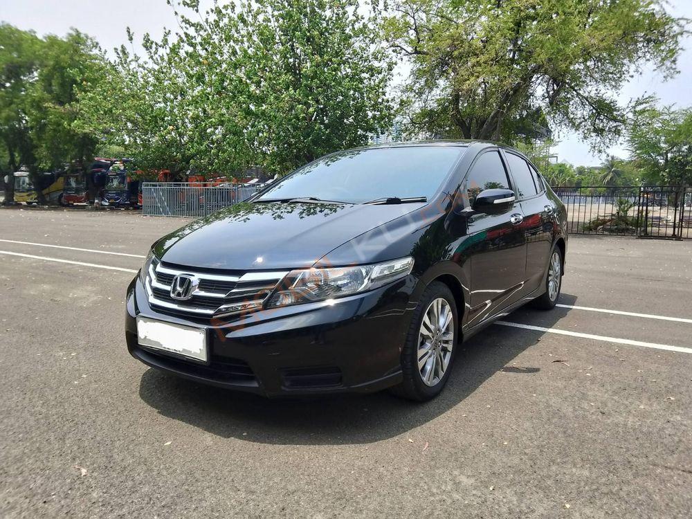 Mobil Honda City Sedan 2012