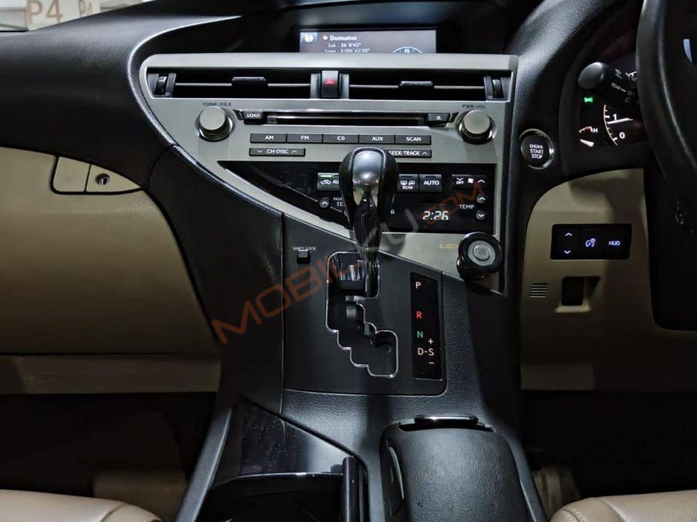 Mobil Lexus RX 2012