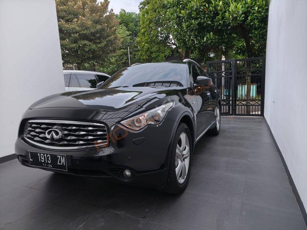 Mobil Infiniti FX 2012