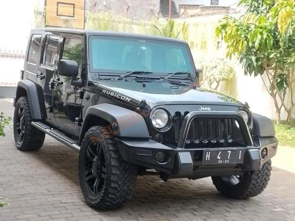 Mobil Jeep Wrangler 2010