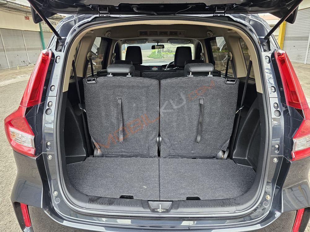 Mobil Suzuki XL7 2022