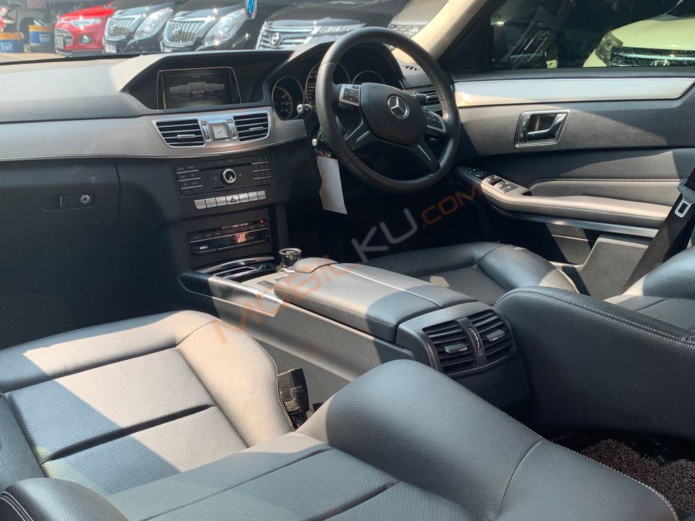 Mobil Mercedes-Benz E-Class 2016