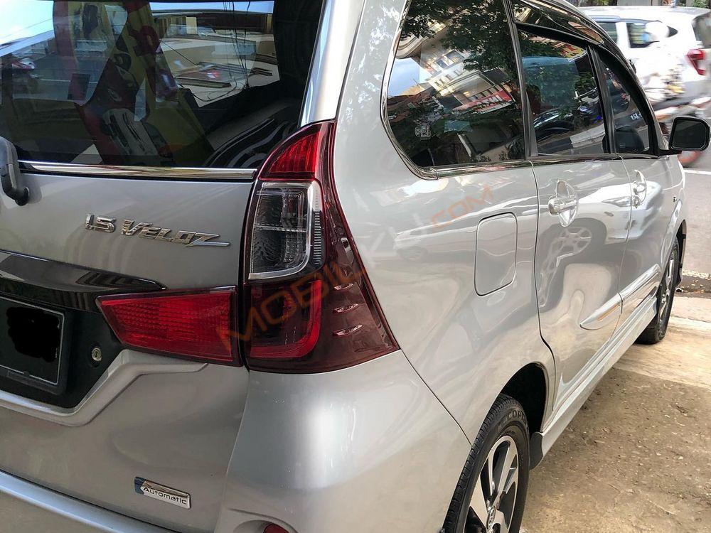 Mobil Toyota Avanza 2018