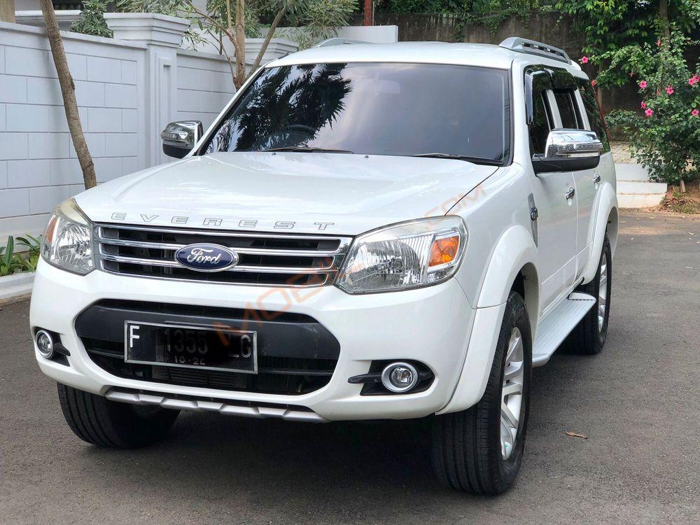 Mobil Ford Everest 2014