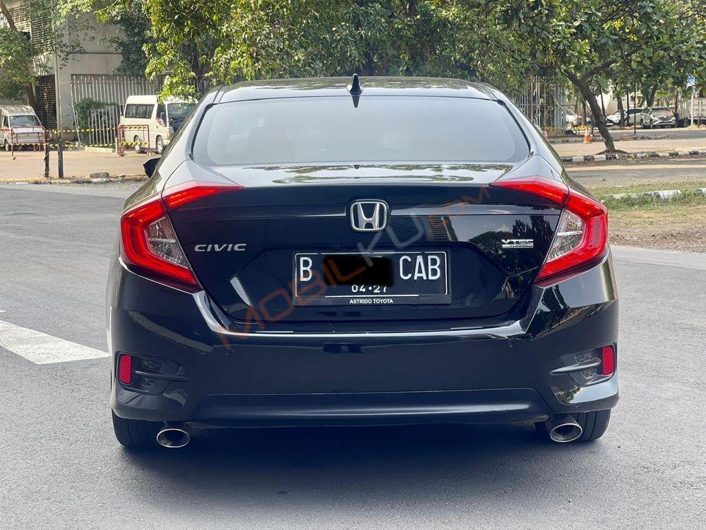 Mobil Honda Civic Sedan 2017