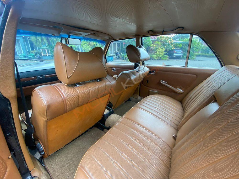 Mobil Mercedes-Benz E-Class 1995