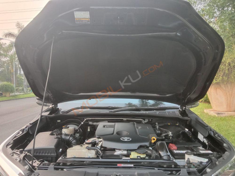 Mobil Toyota Fortuner 2021