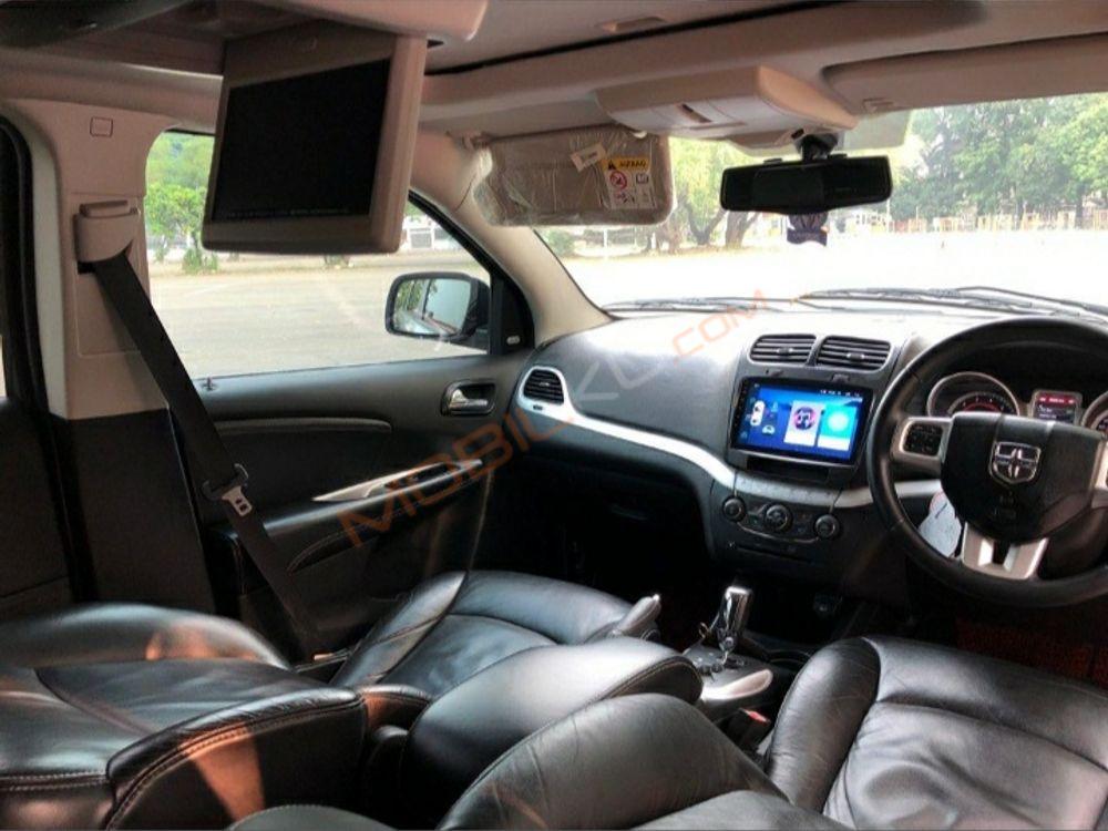 Mobil Dodge Journey 2014