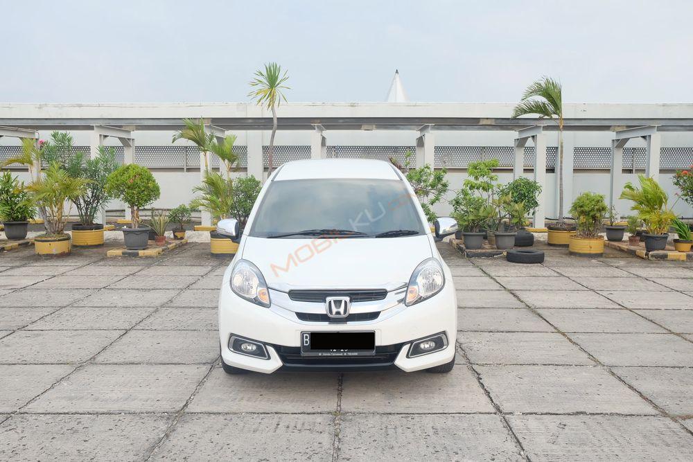 Mobil Honda Mobilio 2015