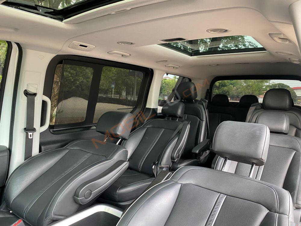 Mobil Hyundai Staria 2022