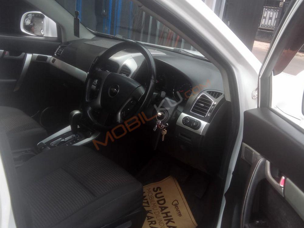 Mobil Chevrolet Captiva 2015