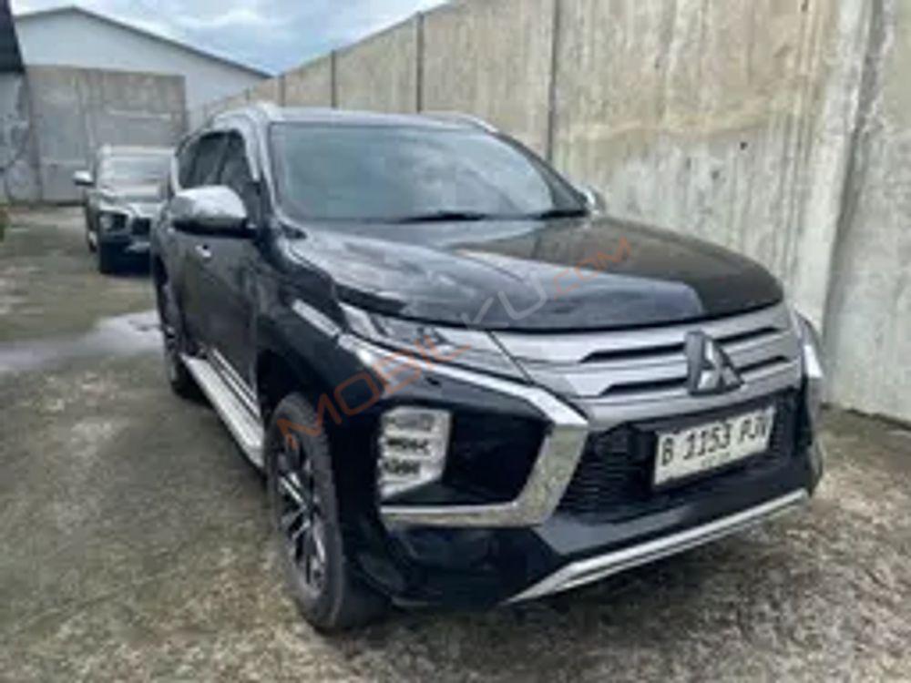Mobil Mitsubishi Pajero Sport 2023