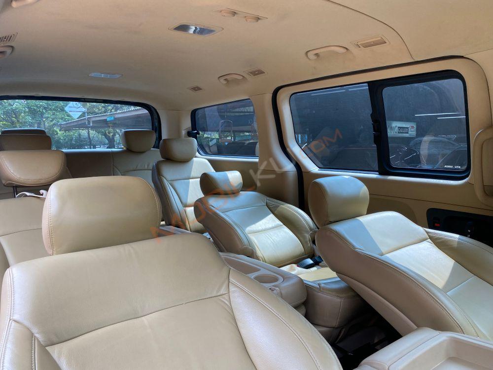 Mobil Hyundai H-1 2017