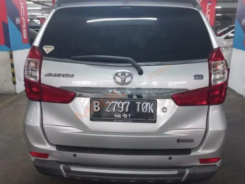 Mobil Toyota Avanza 2017