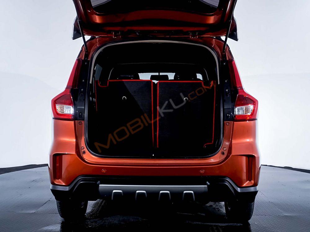 Mobil Suzuki XL7 2021