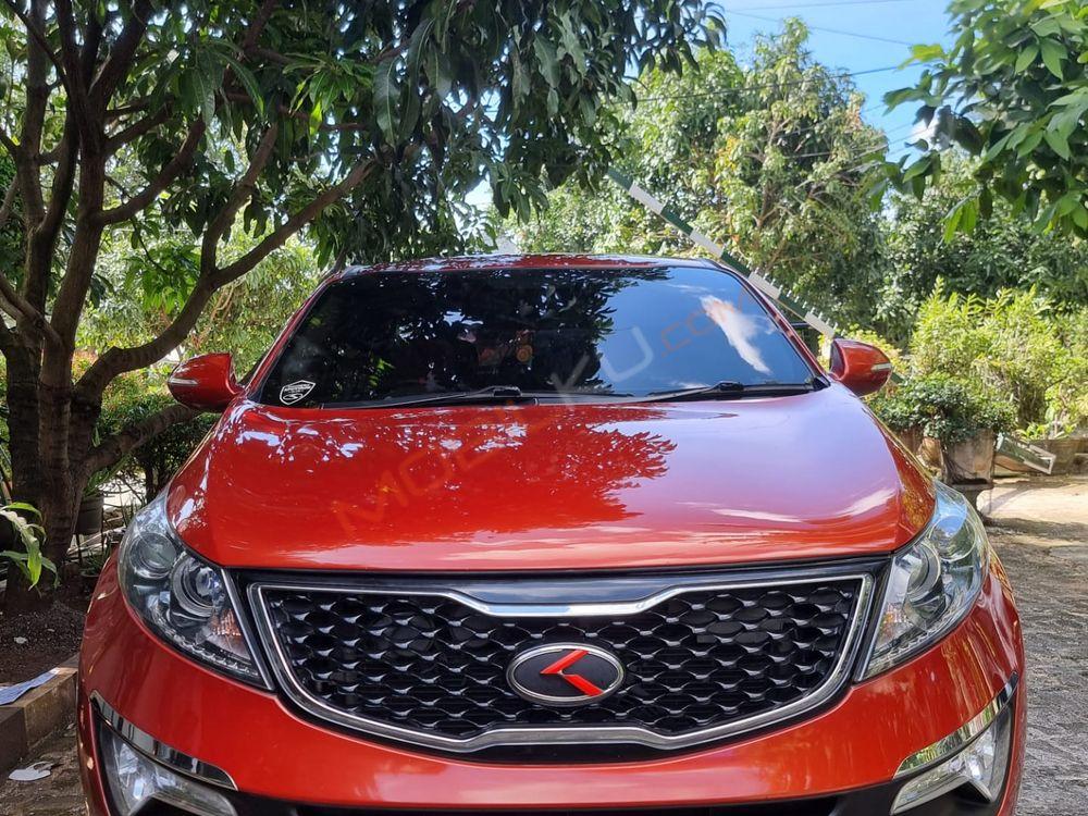 Mobil Kia Sportage 2011