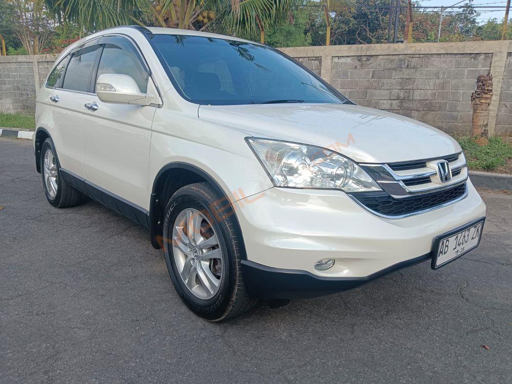 Mobil Honda CR-V 2010