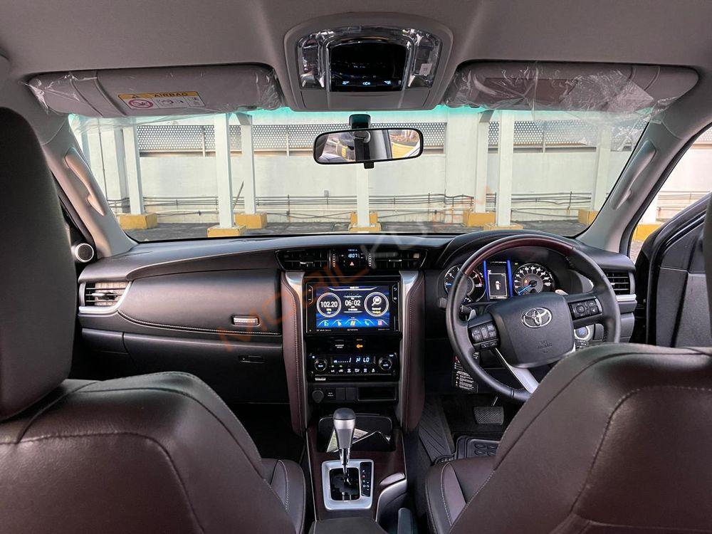 Mobil Toyota Fortuner 2020