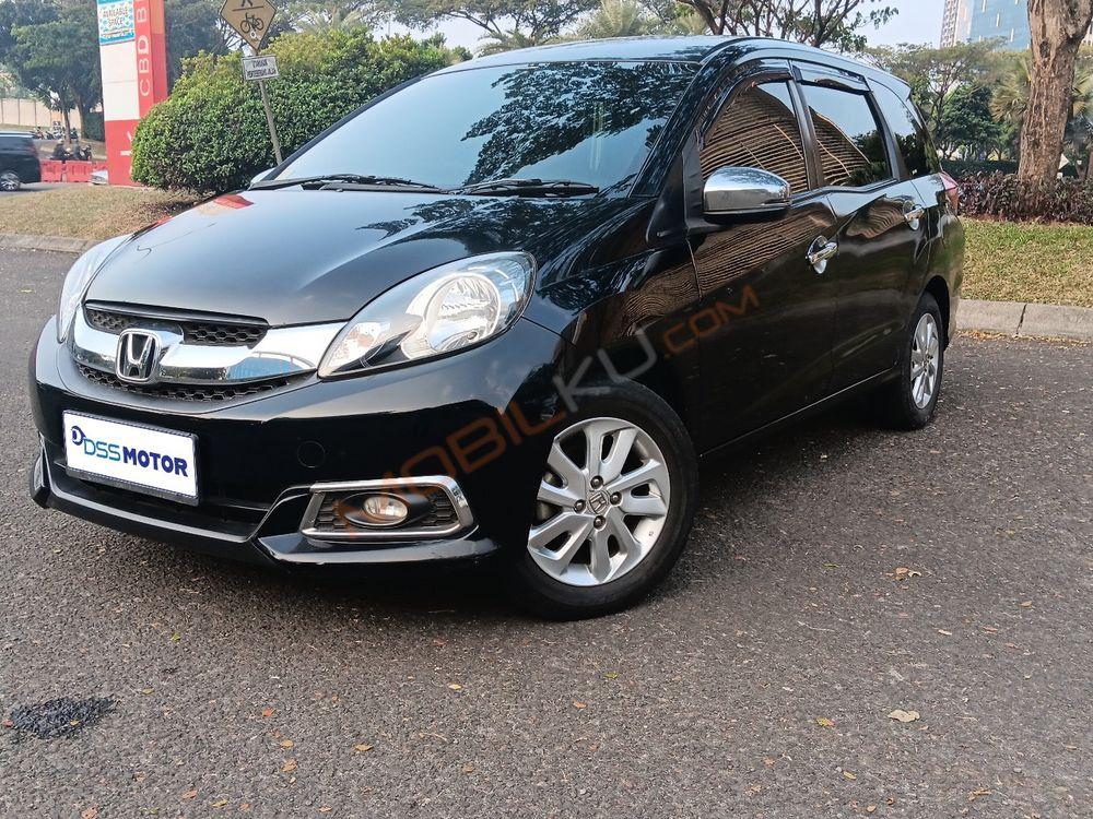 Mobil Honda Mobilio 2016