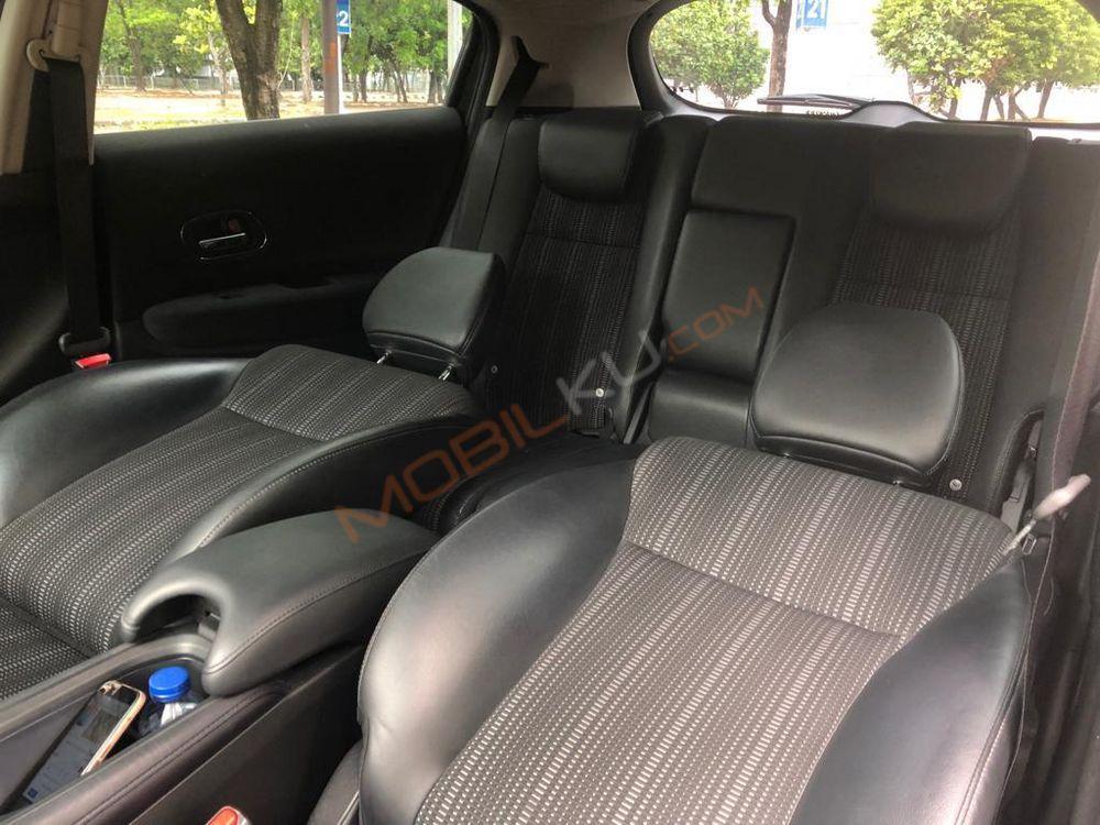 Mobil Honda HR-V 2017