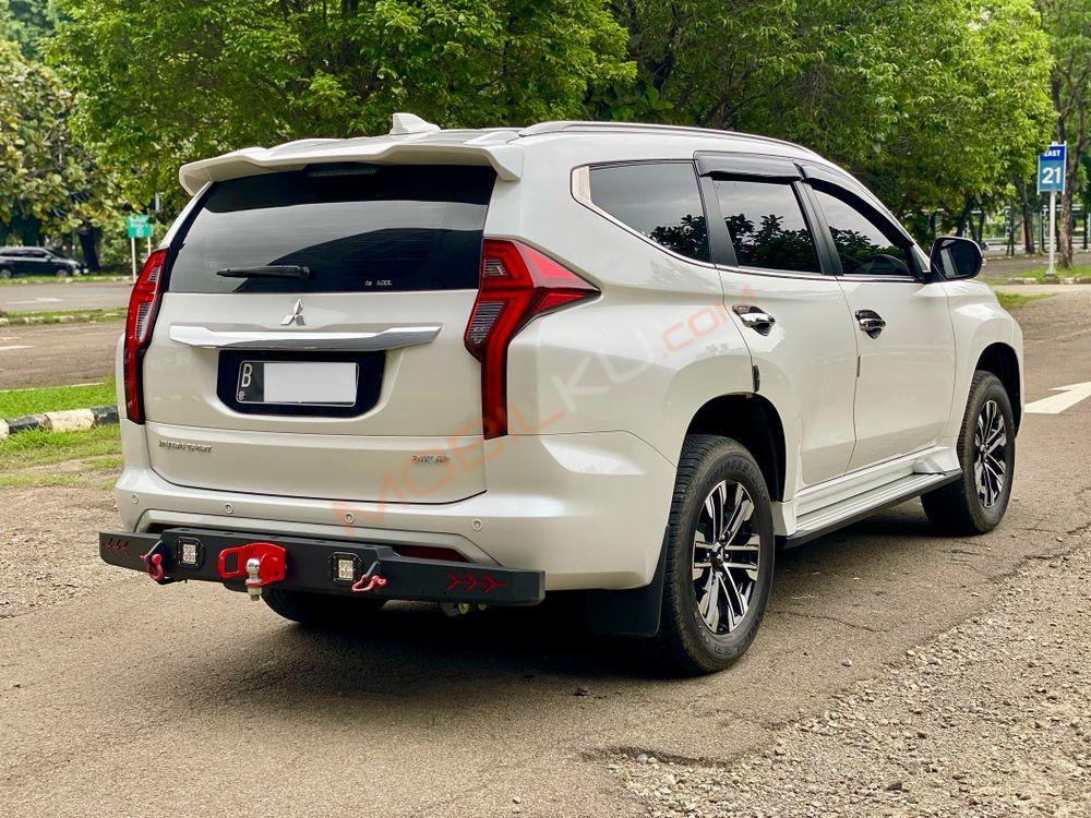 Mobil Mitsubishi Pajero Sport 2022
