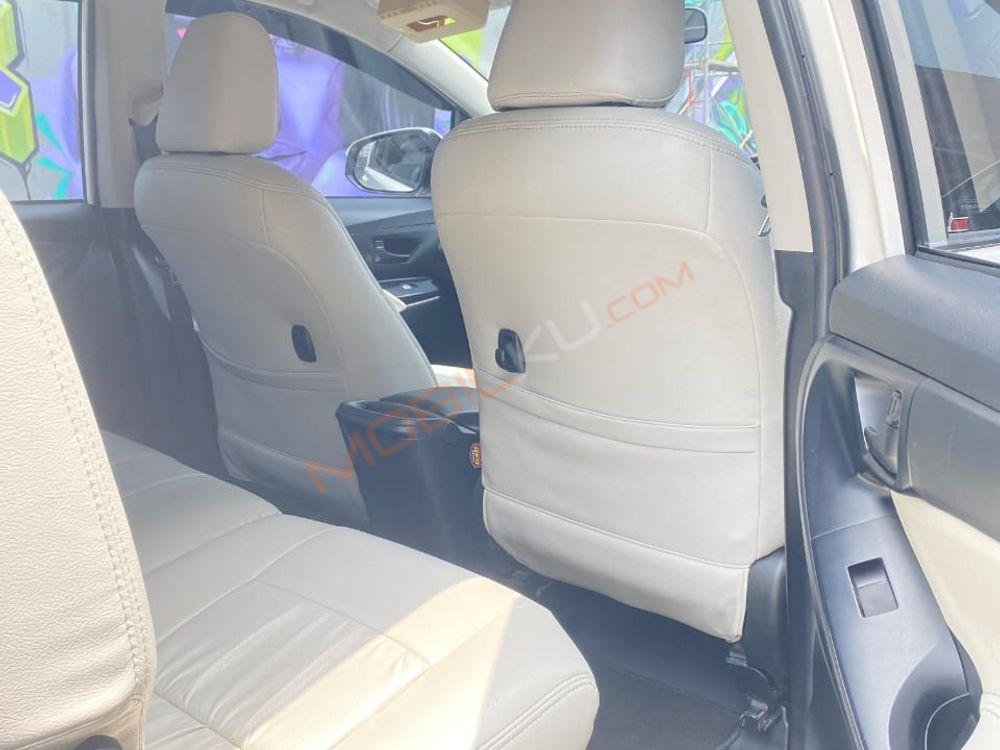 Mobil Toyota Kijang Innova 2020