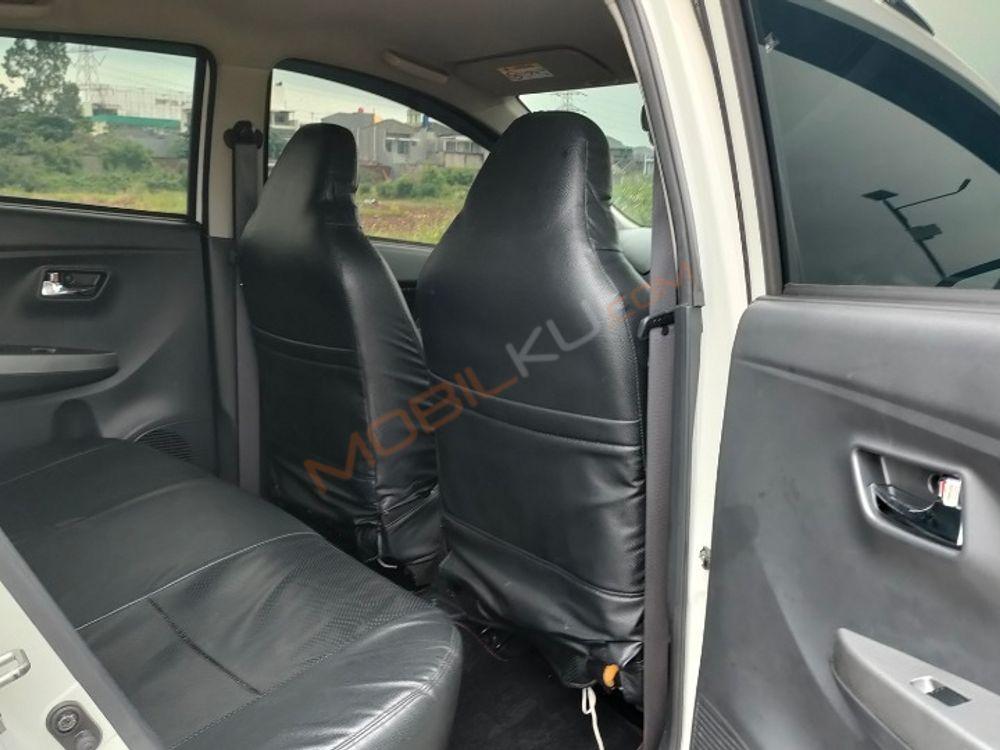 Mobil Toyota Agya 2018