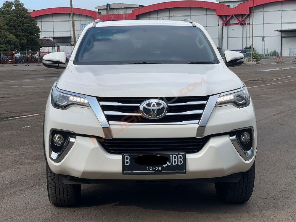 Mobil Toyota Fortuner 2016