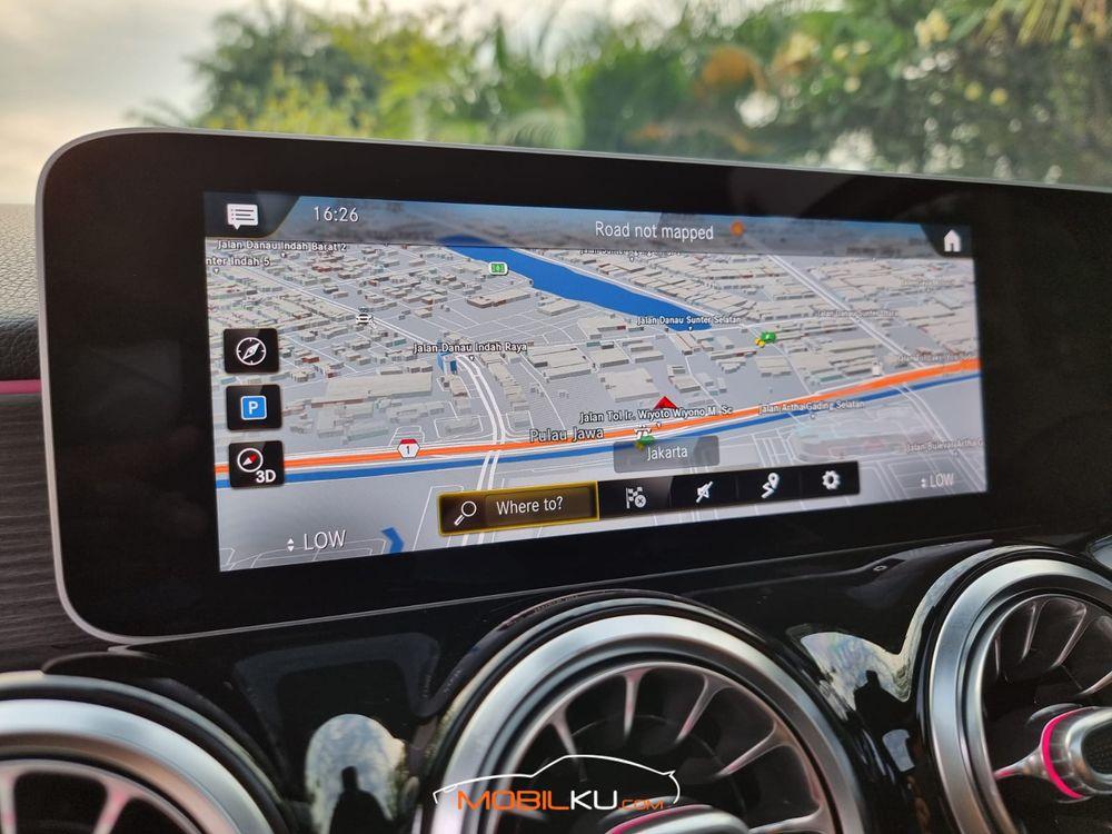 Mobil Mercedes-Benz GLB 2020