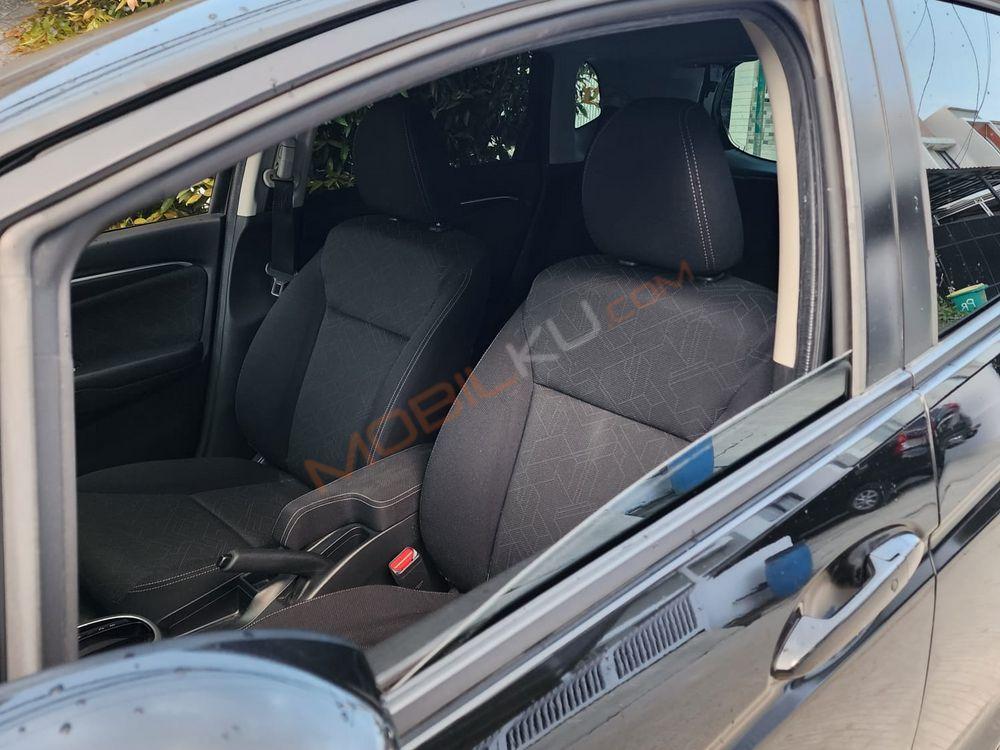 Mobil Honda Jazz 2015