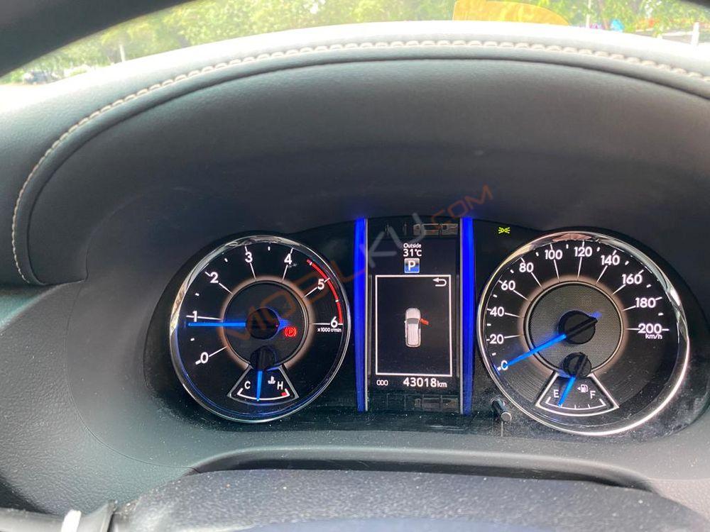 Mobil Toyota Fortuner 2016