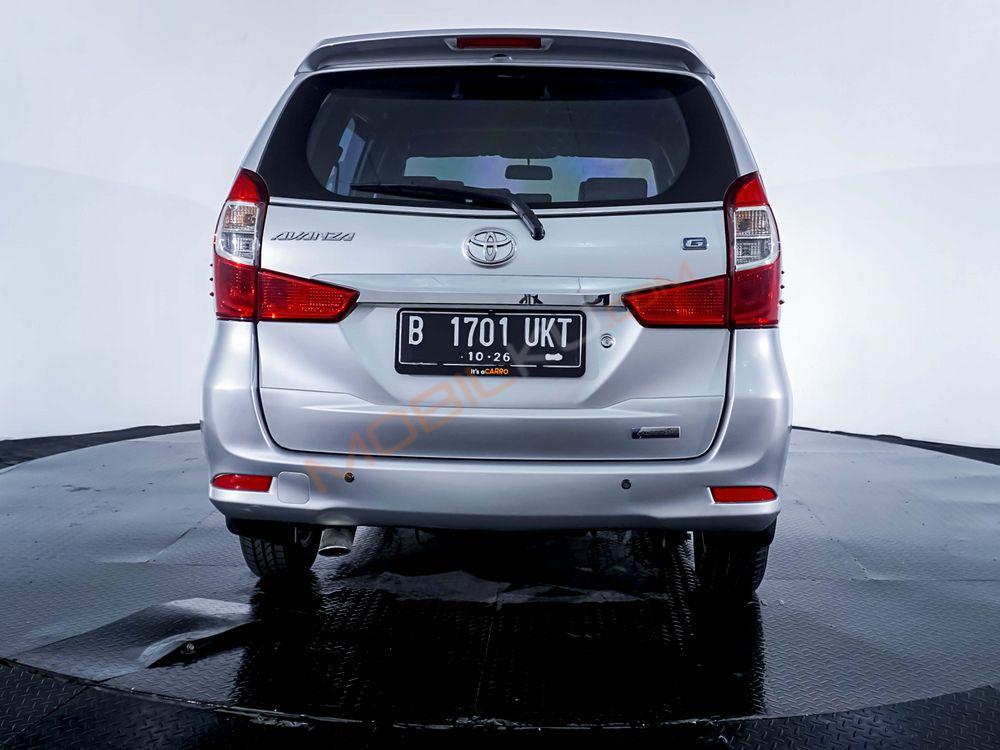 Mobil Toyota Avanza 2016