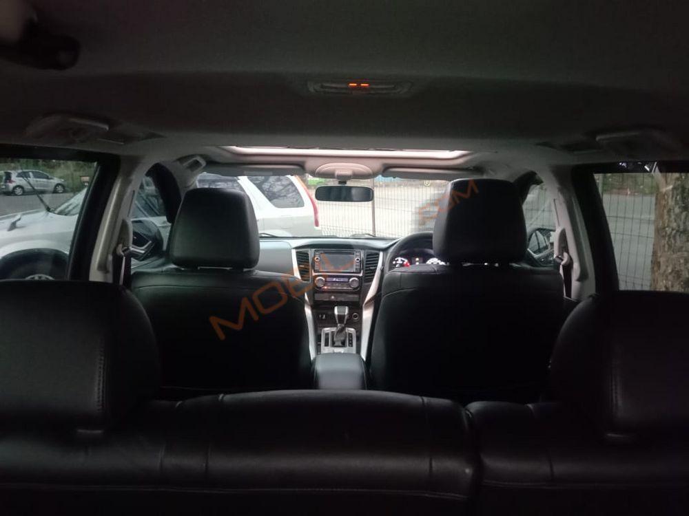 Mobil Mitsubishi Pajero Sport 2018