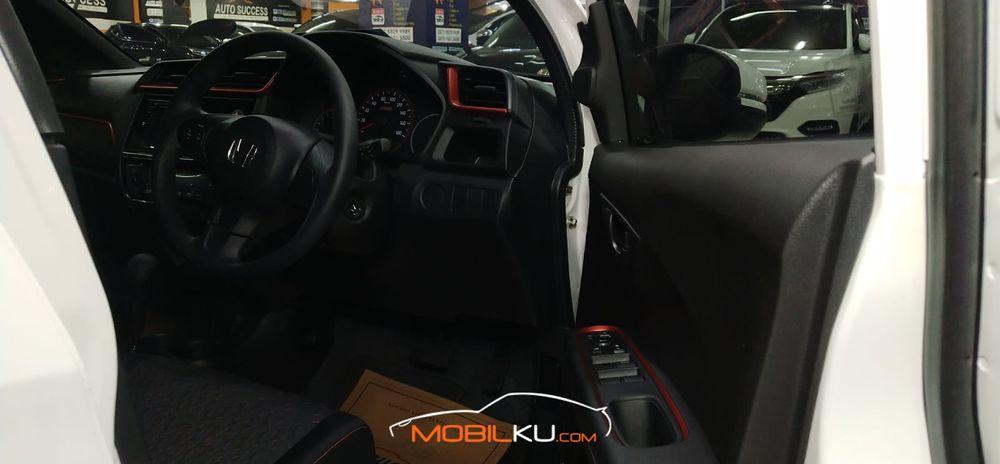 Mobil Honda Brio 2021
